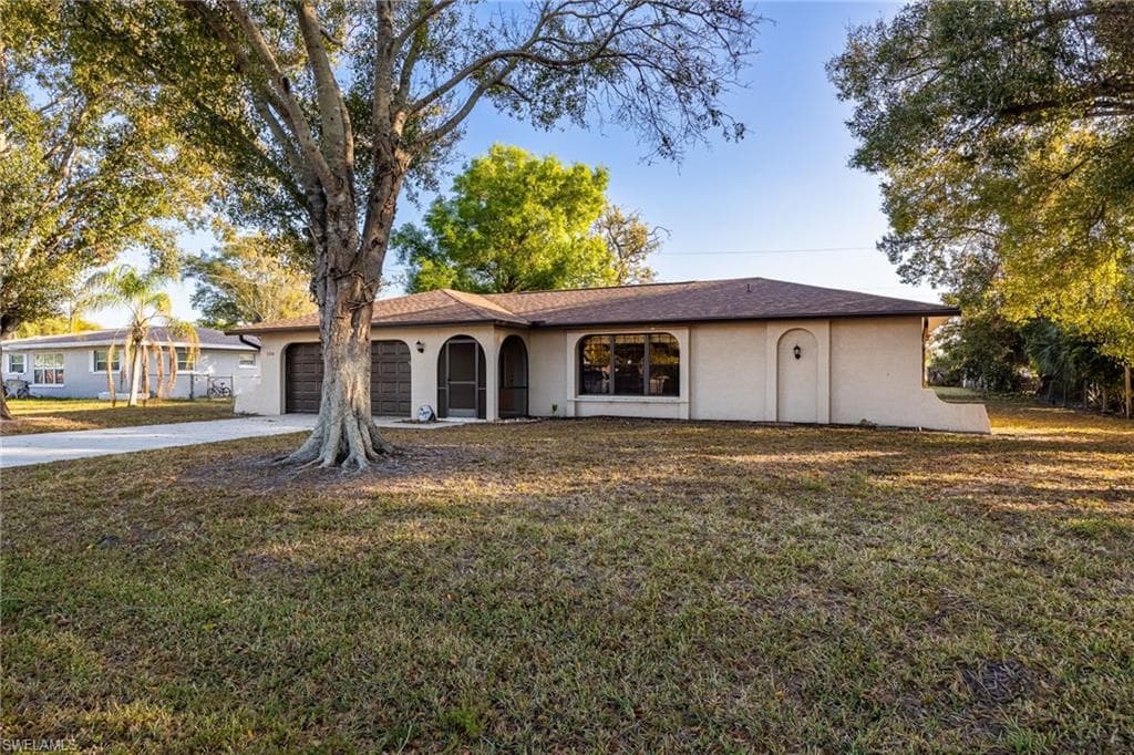 134 Gibson ST, FORT MYERS FL 33905-29