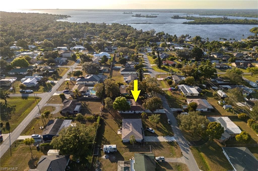 134 Gibson ST, FORT MYERS FL 33905-37