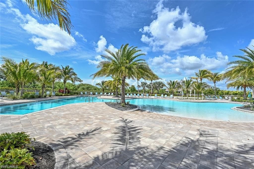 16574 Crescent Beach WAY-19