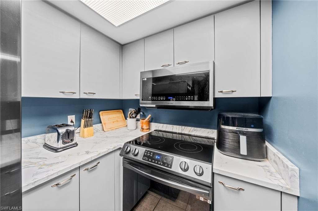 13276 White Marsh LN 12-6