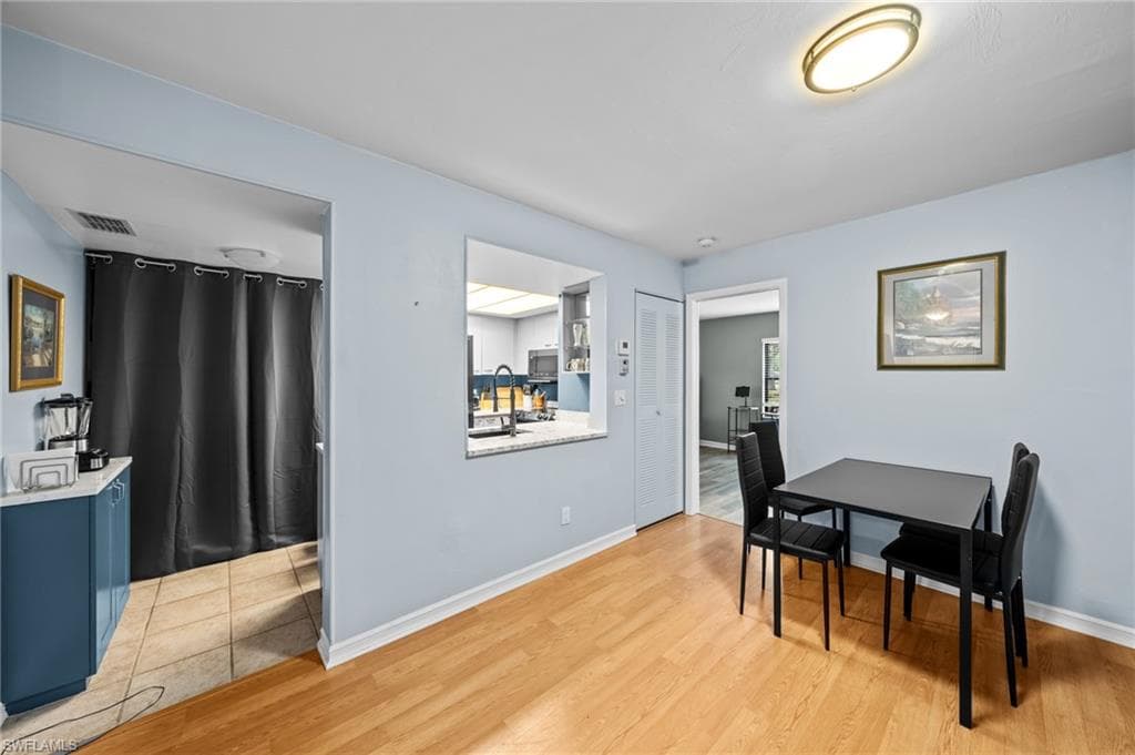 13276 White Marsh LN 12-4