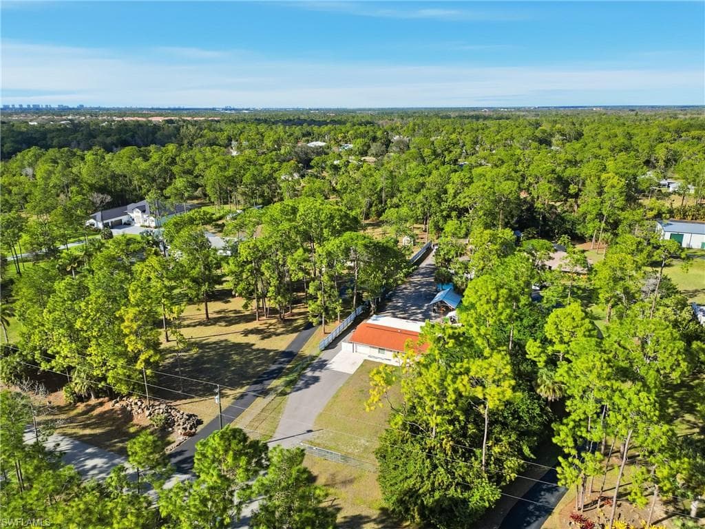6005 Star Grass LN, NAPLES FL 34116-41