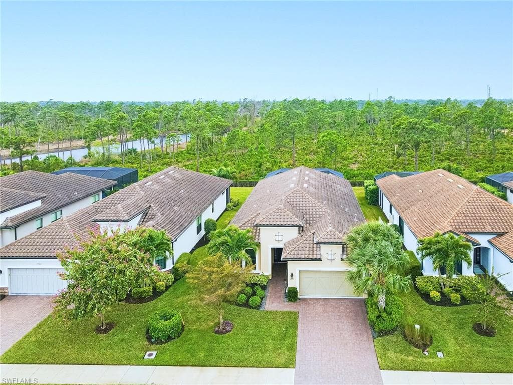19717 Estero Pointe LN, FORT MYERS FL 33908-1