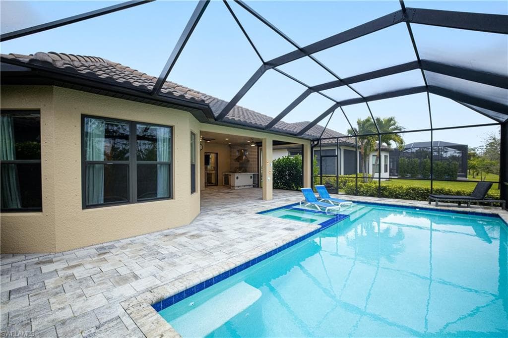 19717 Estero Pointe LN, FORT MYERS FL 33908-39