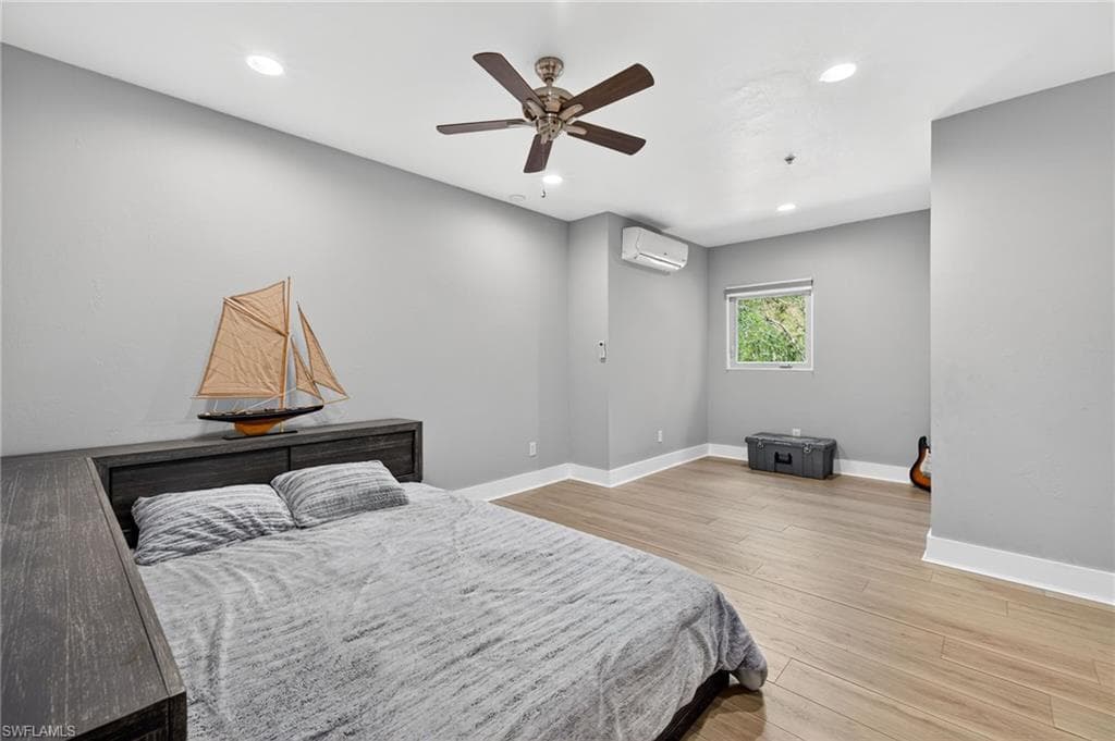 14041 River RD, FORT MYERS FL 33905-30