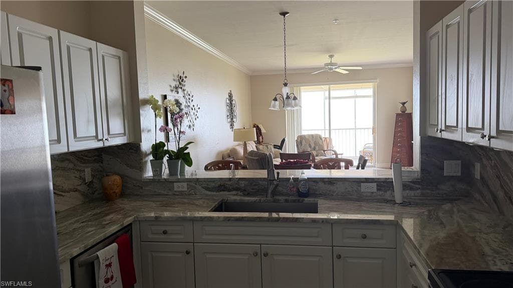 3960 Loblolly Bay DR 404-1