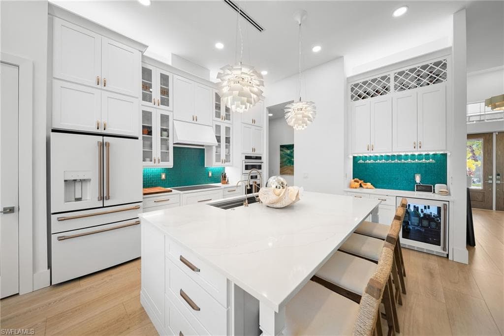27000 Flamingo DR-12
