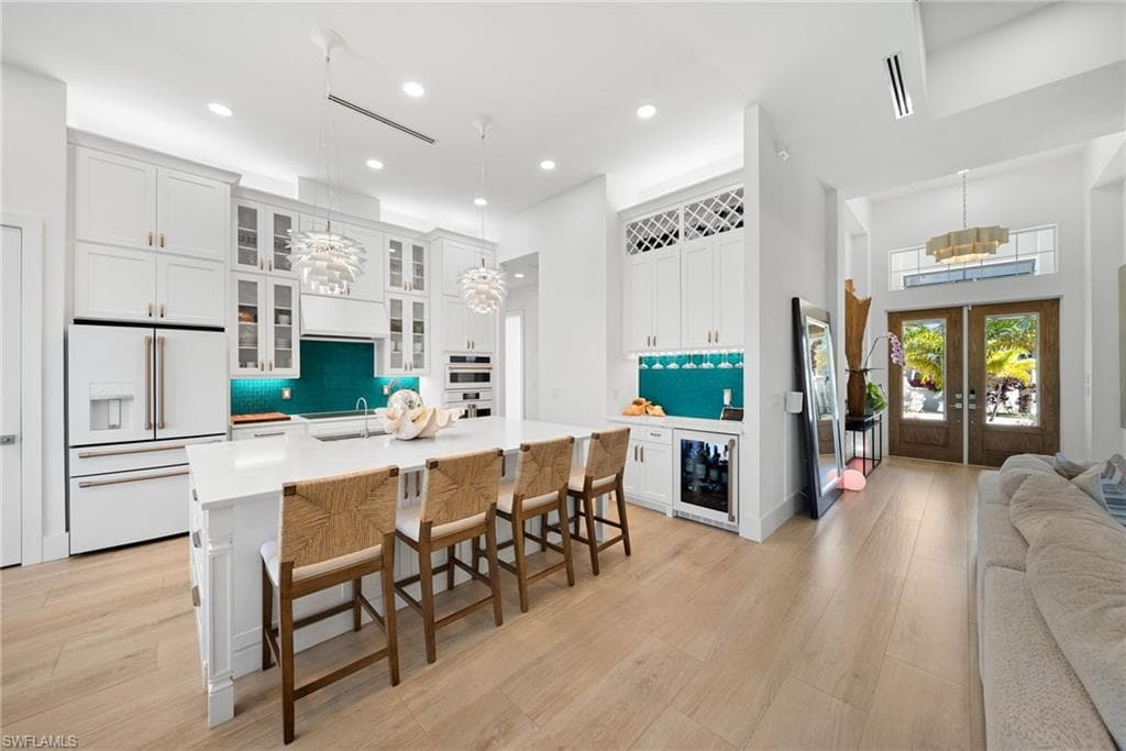 27000 Flamingo DR-11