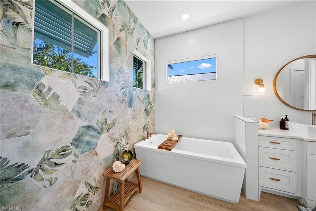 27000 Flamingo DR-35