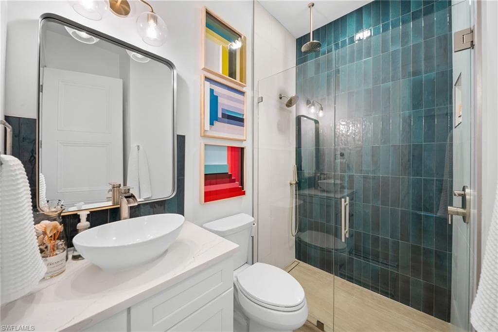 27000 Flamingo DR-36
