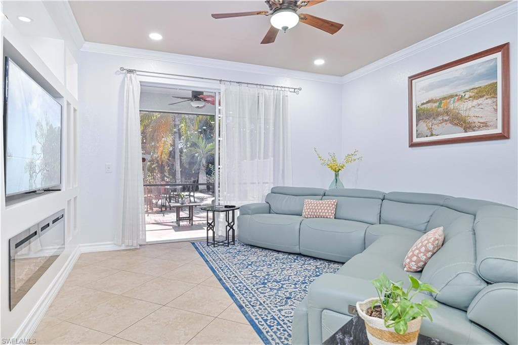 9006 Gladiolus Preserve CIR-14