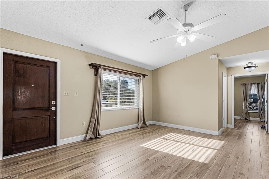 985 Quail Run, FORT DENAUD FL 33935-6