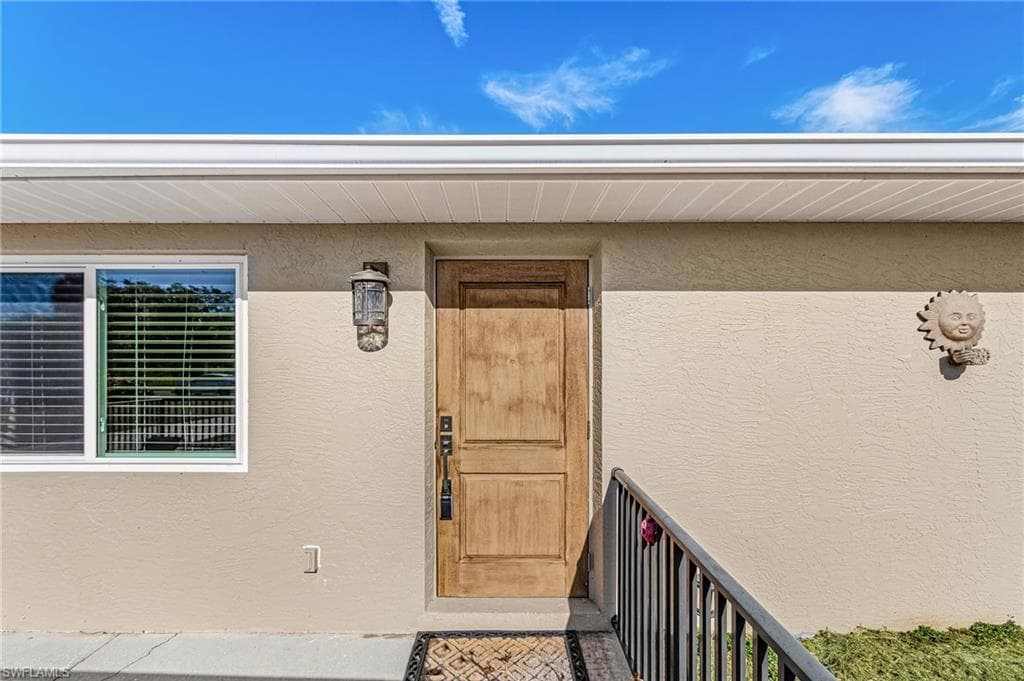 985 Quail Run, FORT DENAUD FL 33935-3