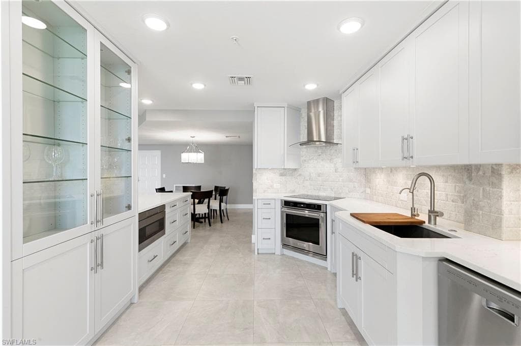 980 Cape Marco DR 1102-9
