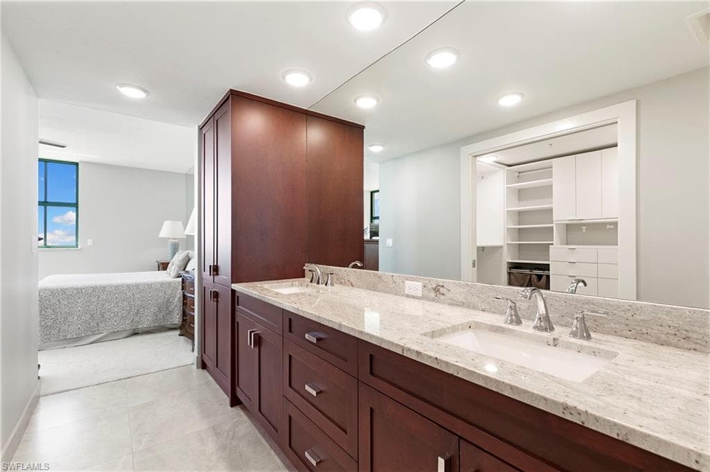 980 Cape Marco DR 1102-17