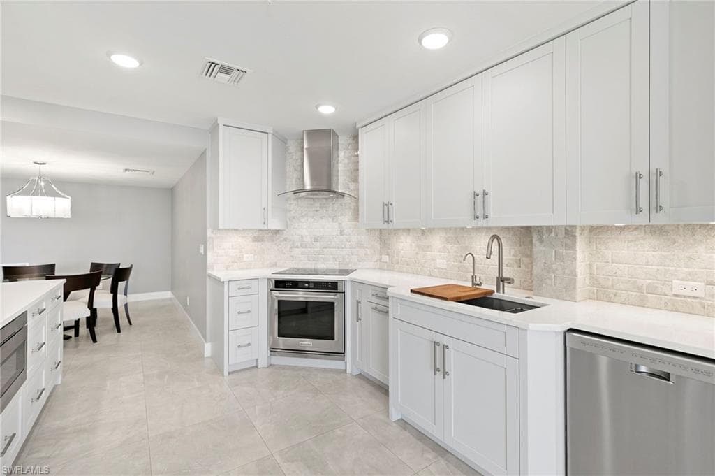 980 Cape Marco DR 1102-10