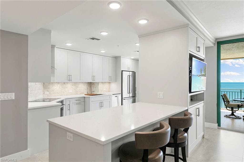 980 Cape Marco DR 1102-7
