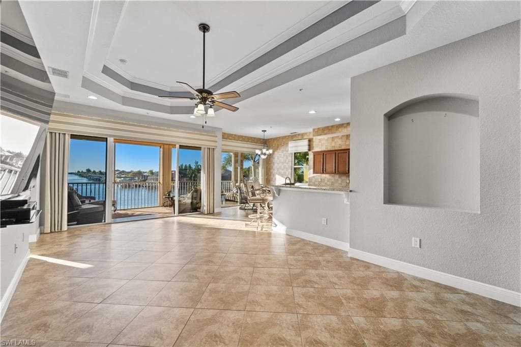 214 Shadroe Cove CIR 104-5