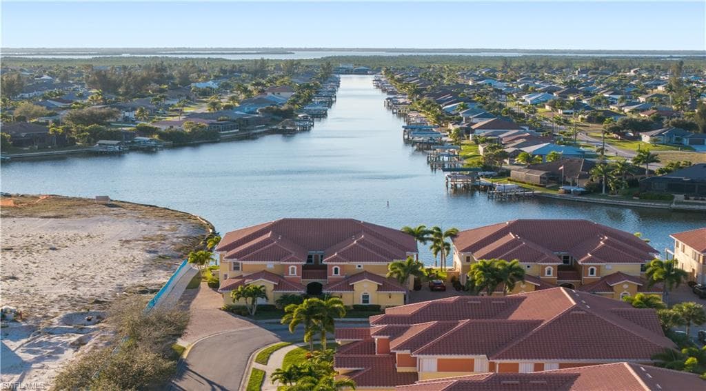 214 Shadroe Cove CIR 104-2