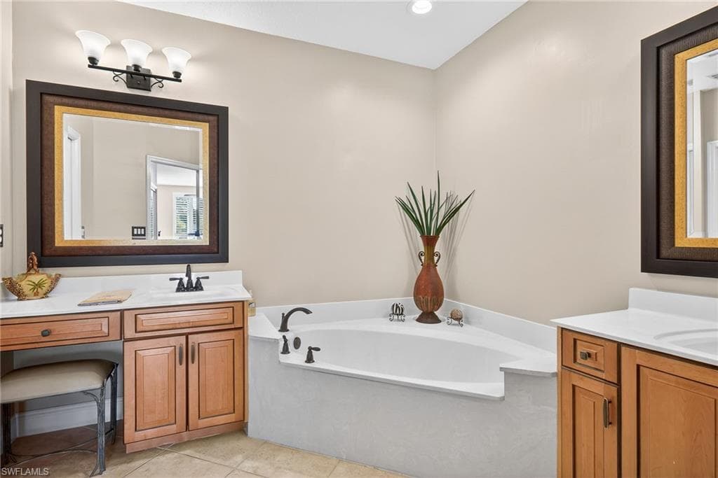 8496 Southbridge DR 4-19