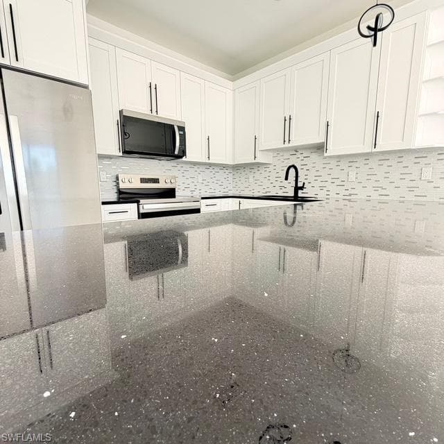 209-211 W 12th ST, LEHIGH ACRES FL 33972-12