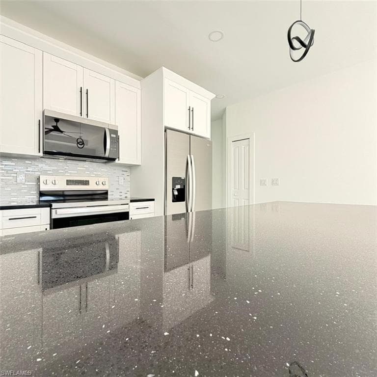 213-215 W 12th ST, LEHIGH ACRES FL 33972-31