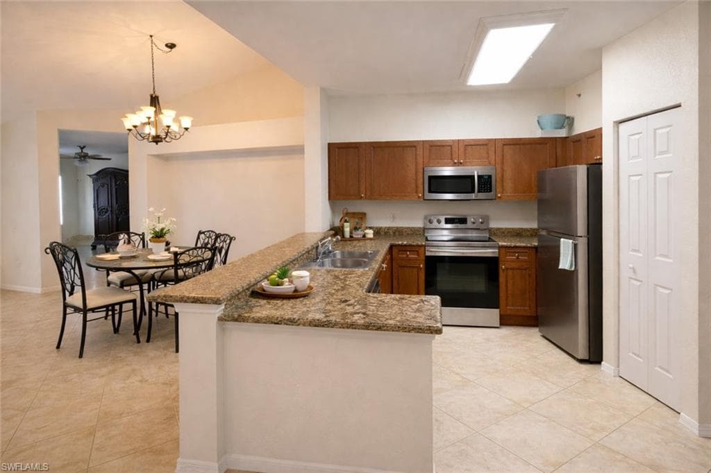 20257 Royal Villagio CT 203-7