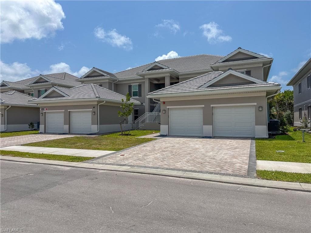 268 Indies Dr 102-37