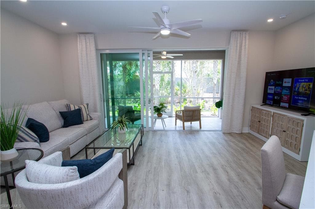268 Indies Dr 102-10