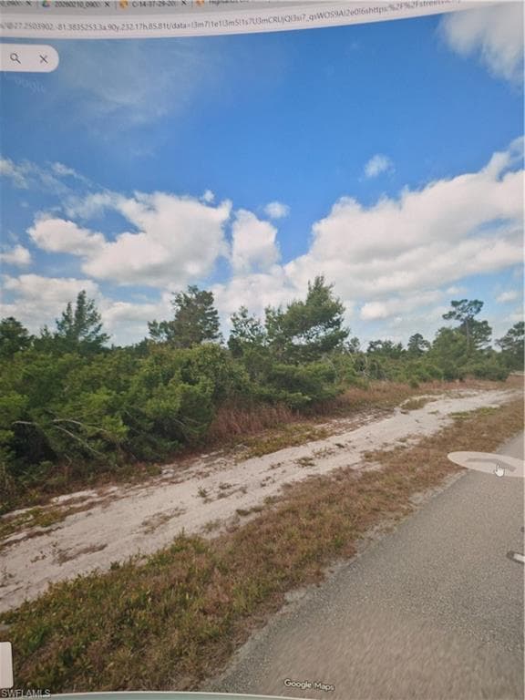 1233 Island PKWY NE, LAKE PLACID FL 33852-2