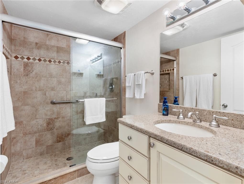 7500 Estero BLVD 203-27