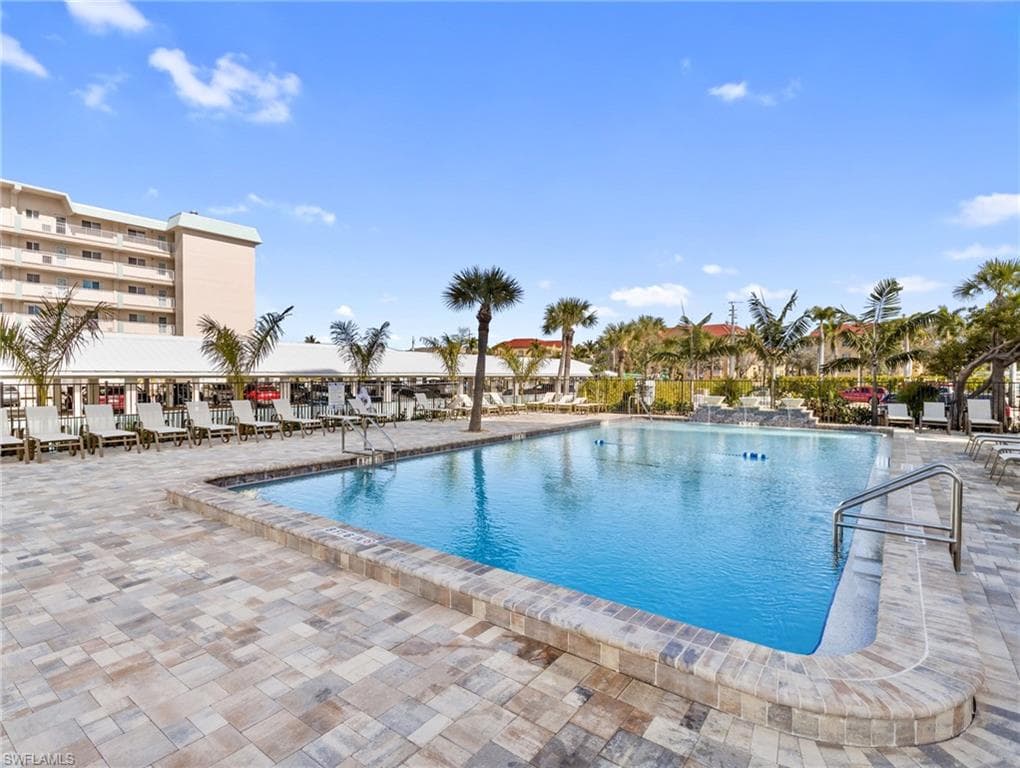 7500 Estero BLVD 203-4