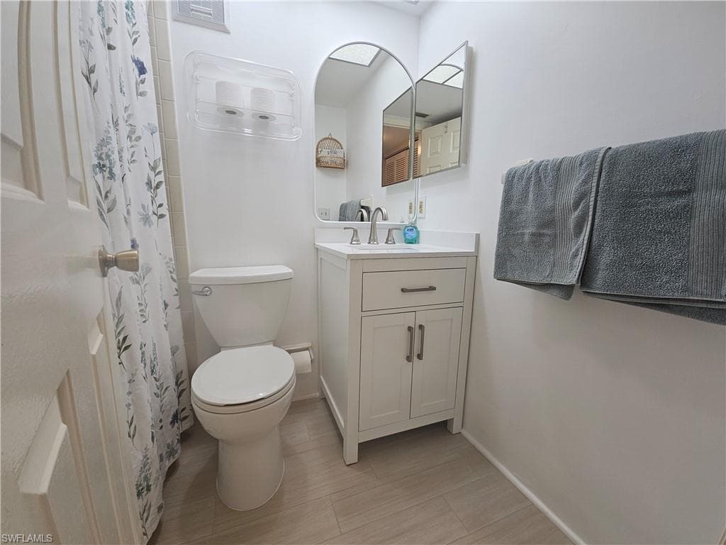 460 Fox Haven DR 1204-15