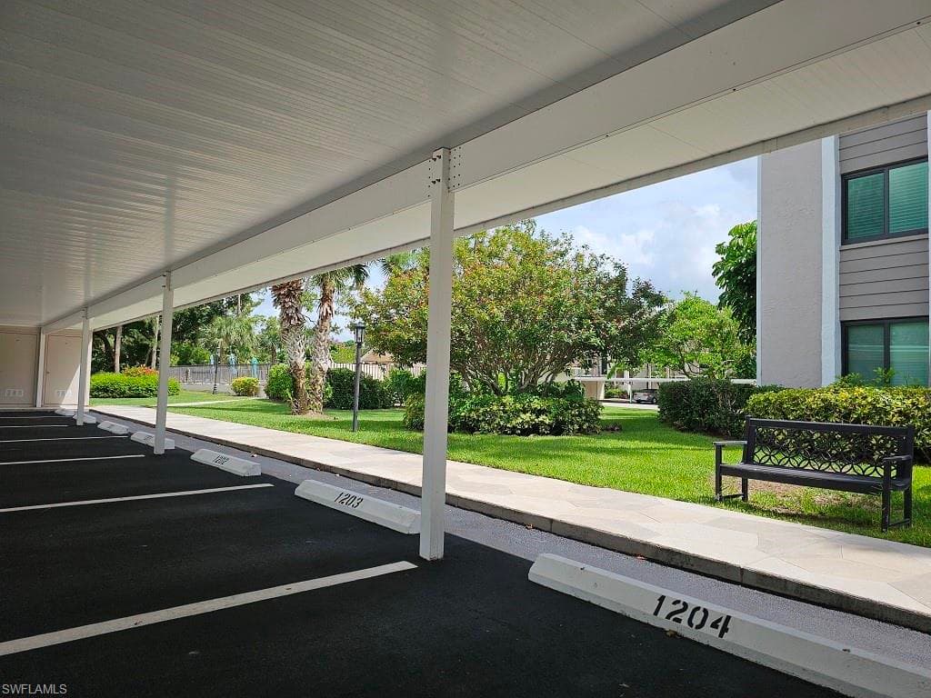 460 Fox Haven DR 1204-18