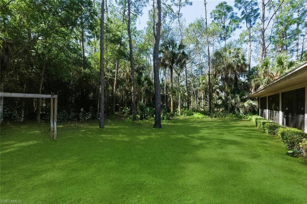 5356 Sycamore DR, NAPLES FL 34119-21