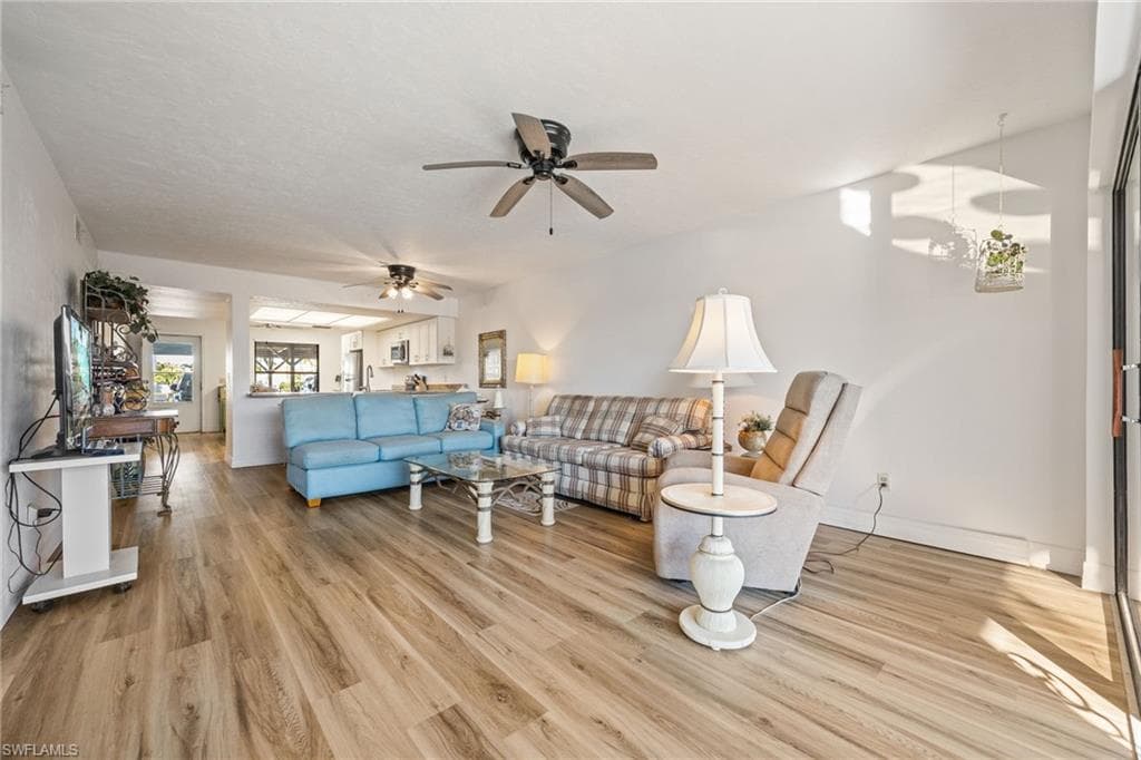 902 SW 48th TER # 103, CAPE CORAL FL 33914-11