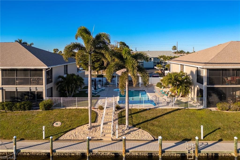 902 SW 48th TER # 103, CAPE CORAL FL 33914-32