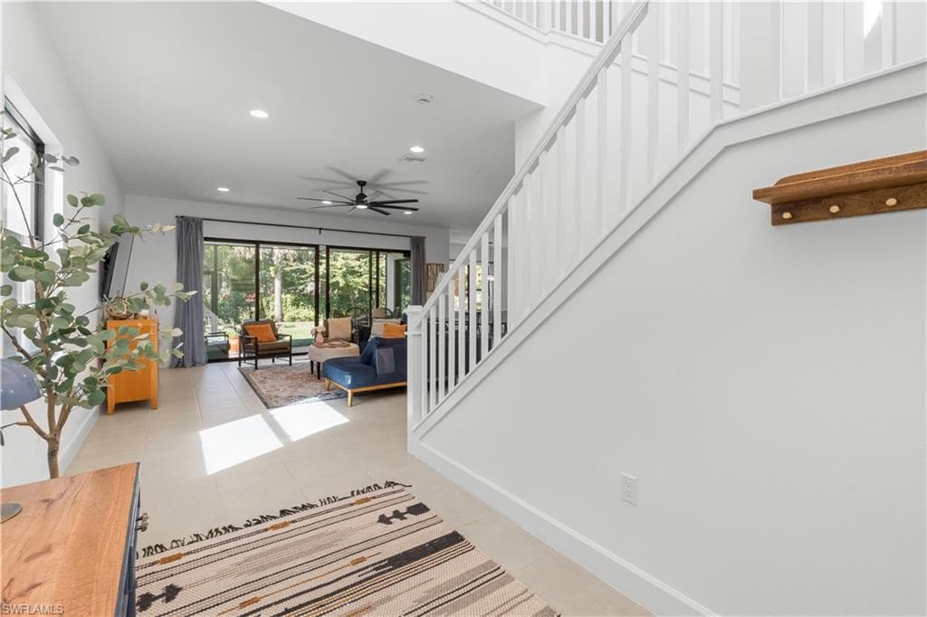 20860 Thistle Leaf LN-1