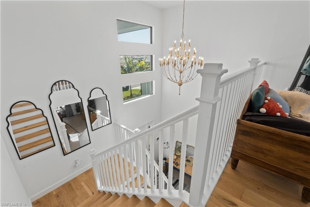 20860 Thistle Leaf LN-11
