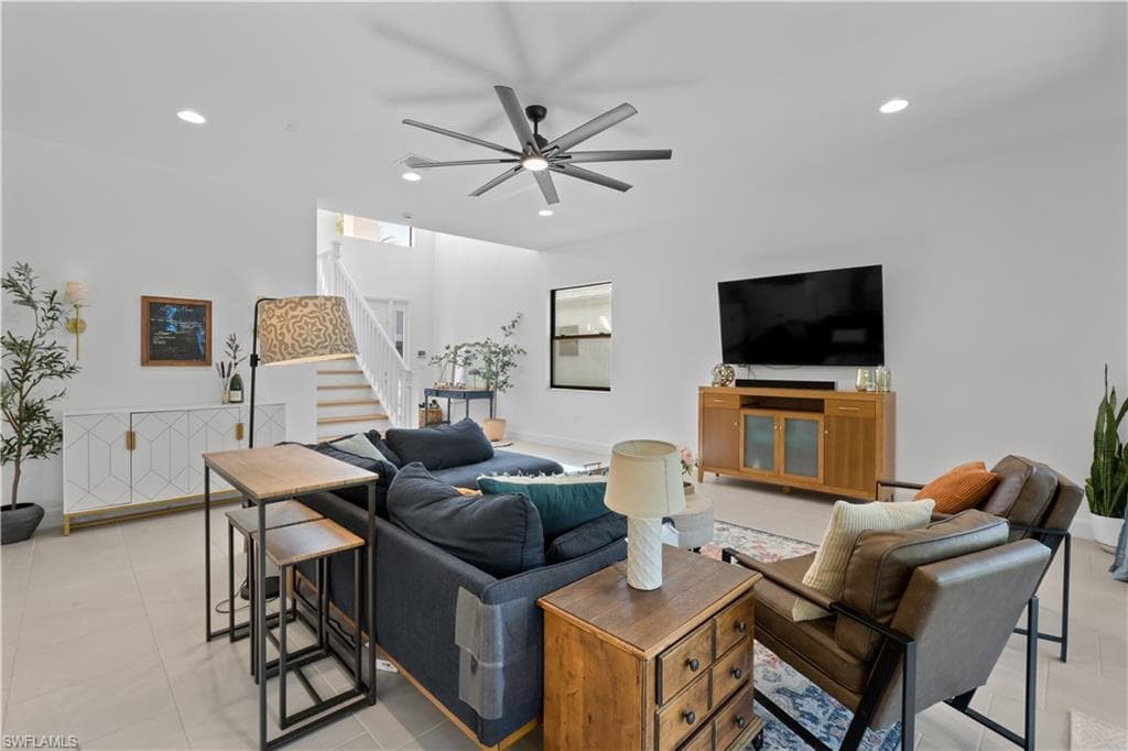 20860 Thistle Leaf LN-6