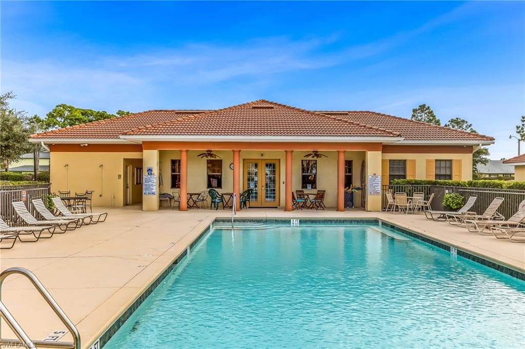 13671 Julias WAY # 1221, FORT MYERS FL 33919-2