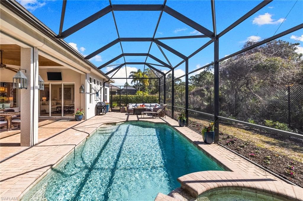 347 Saddlebrook LN, NAPLES FL 34110-25
