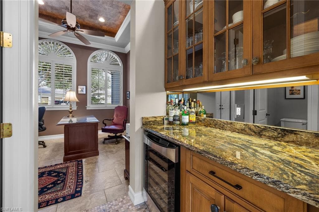 347 Saddlebrook LN, NAPLES FL 34110-8