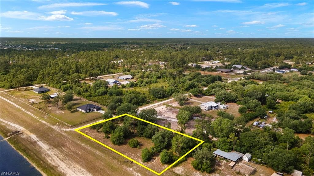 7500 20th TER, LABELLE FL 33935-11