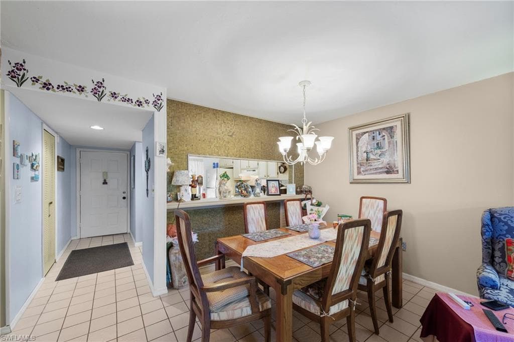 9305 Lake Park DR 102-13