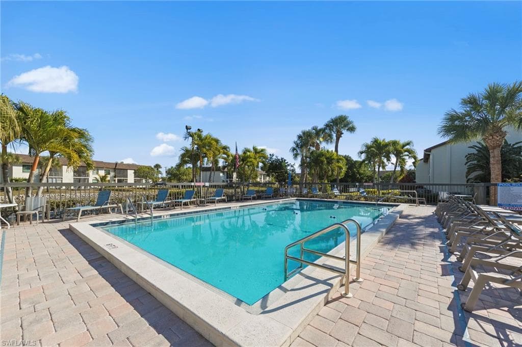 9305 Lake Park DR 102-36