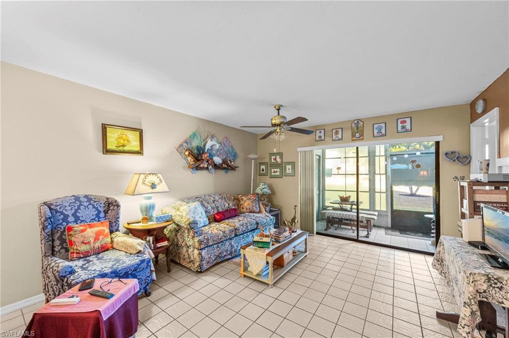 9305 Lake Park DR 102-18