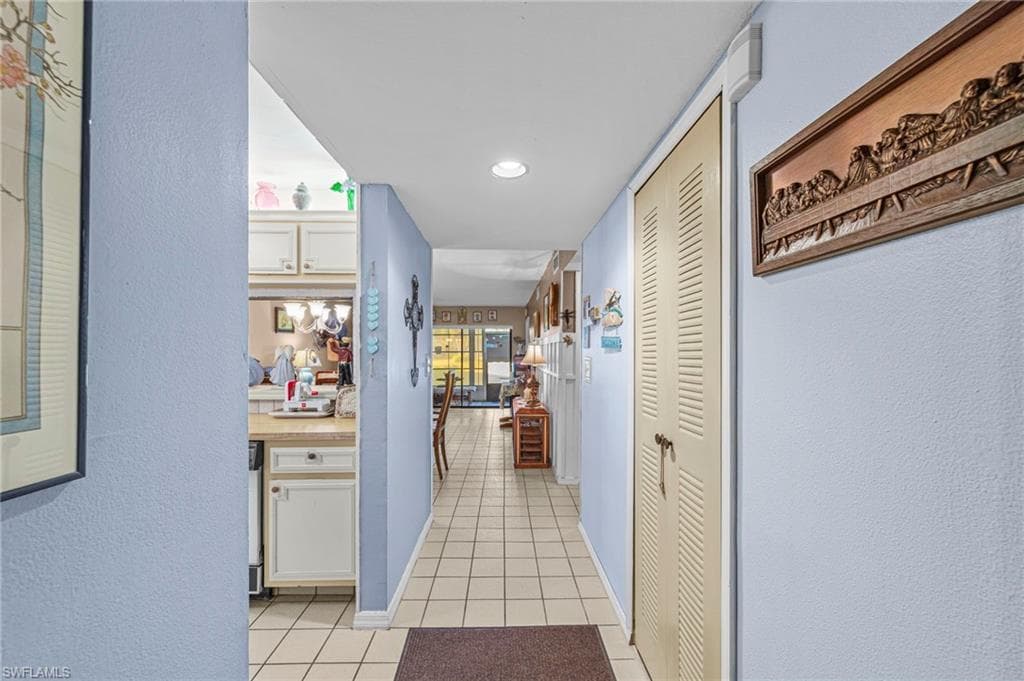 9305 Lake Park DR 102-7