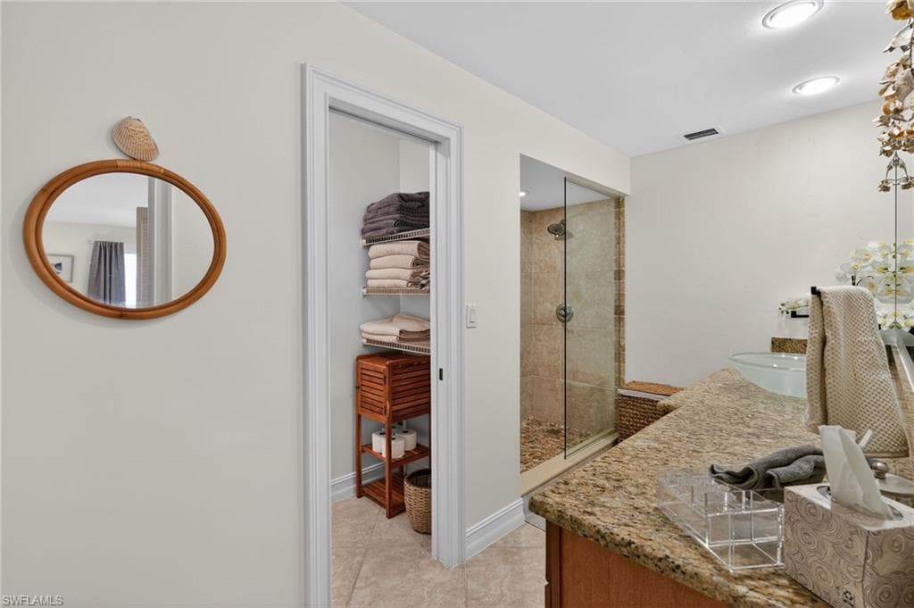 523 Club Side DR 2-523-14