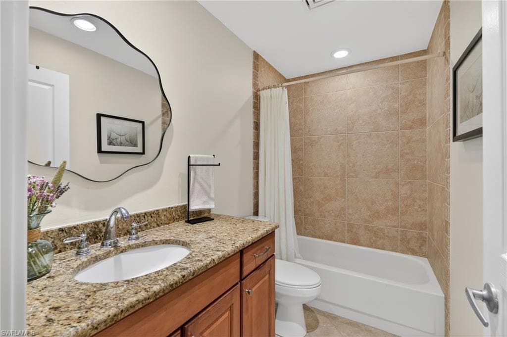 523 Club Side DR 2-523-18